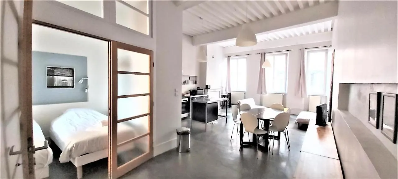Appartement ORPI FLANDRIN4, Hyper Centre Lyon quartier Opéra 0*,  France